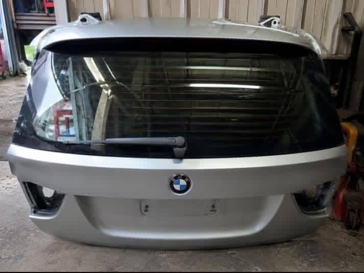 Bootlid for e91 LCI titanium silver  110