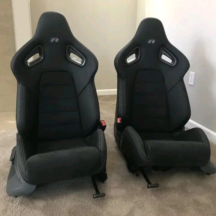 Recaro Wingback Seats Volkswagen Golf R