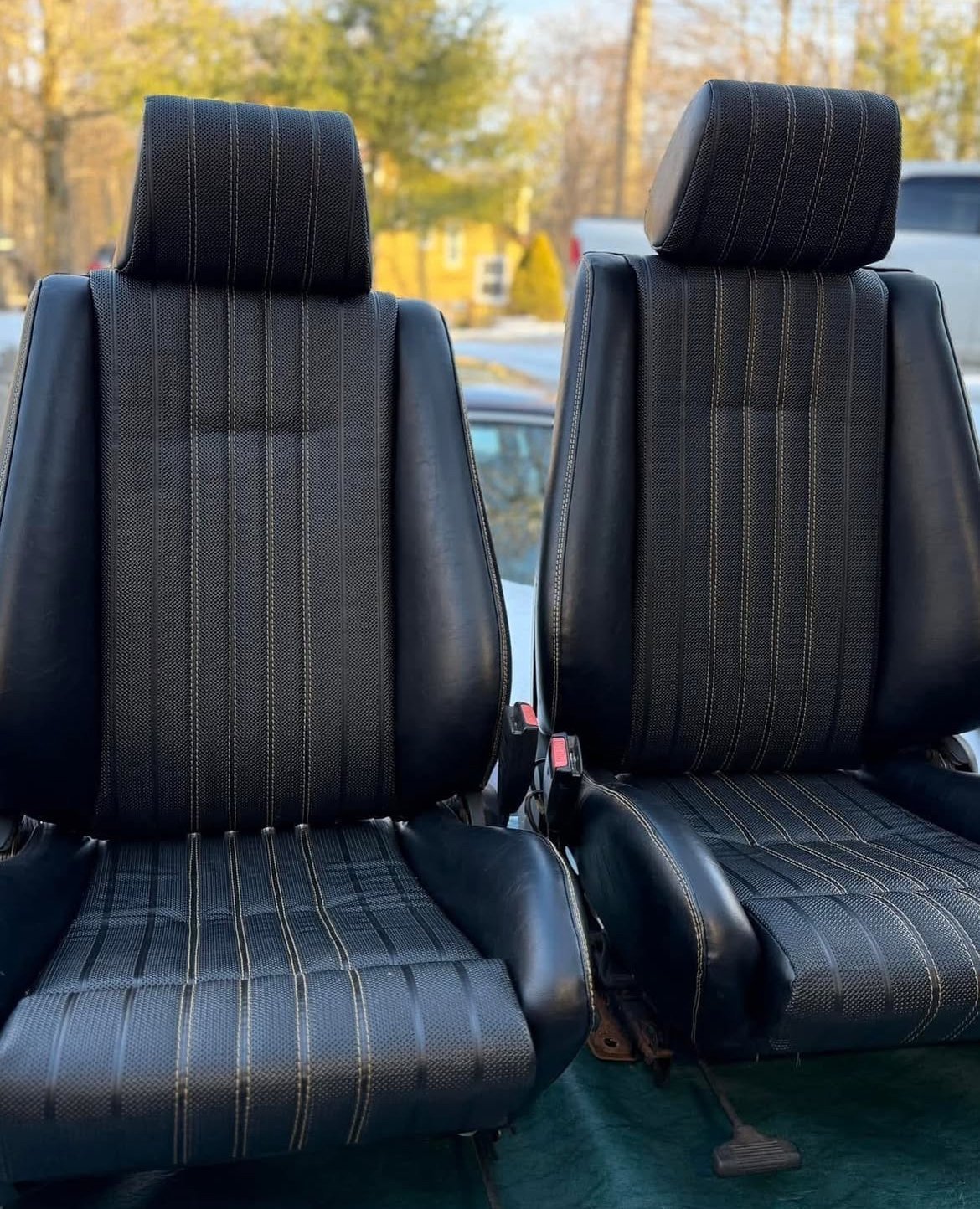e30 COUPE Seats and Rear Bench