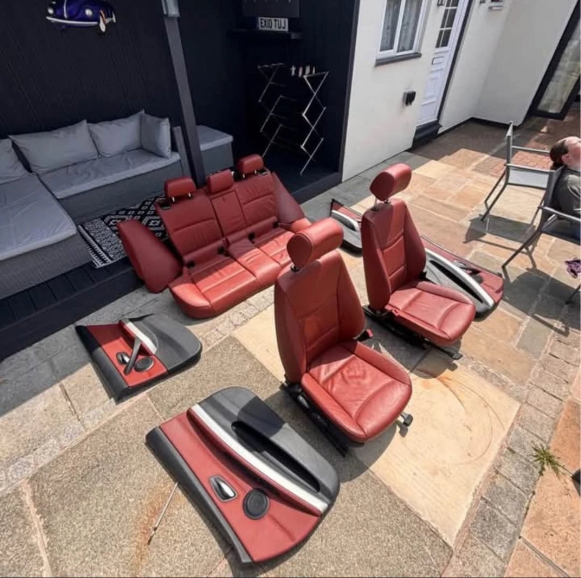 BMW E90 / E91 seats