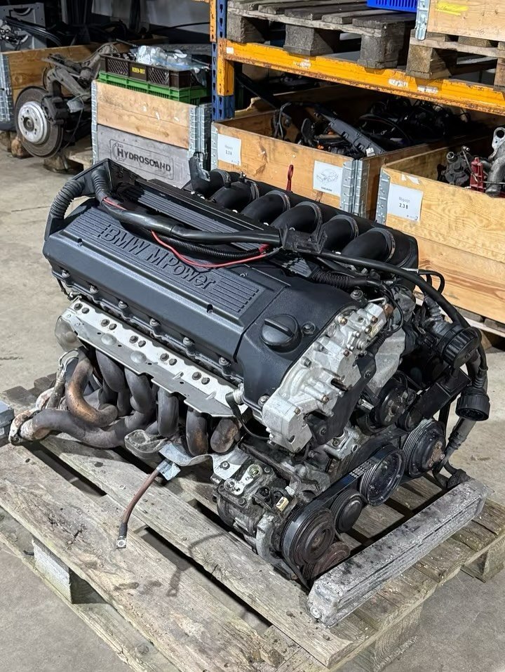 BMW M3 E36 S50B32 3.2 EVO engine