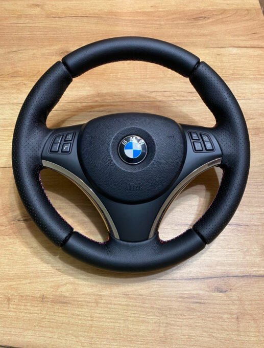 BMW E90 E91 E92 E93 E82 E87 E88 sport steering wheel.