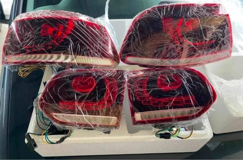 MK6 R rear light